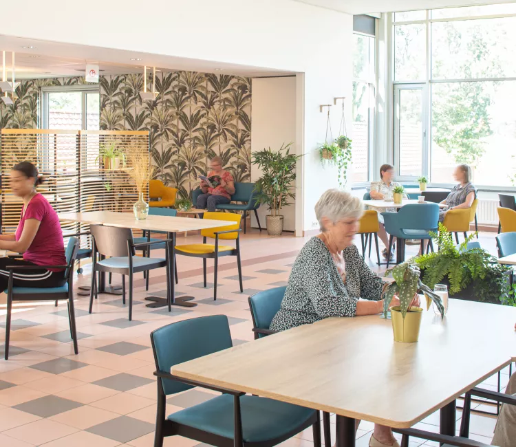 Moments Furniture_dienstencentrum Den Appel Edegem_wzc Immaculata
