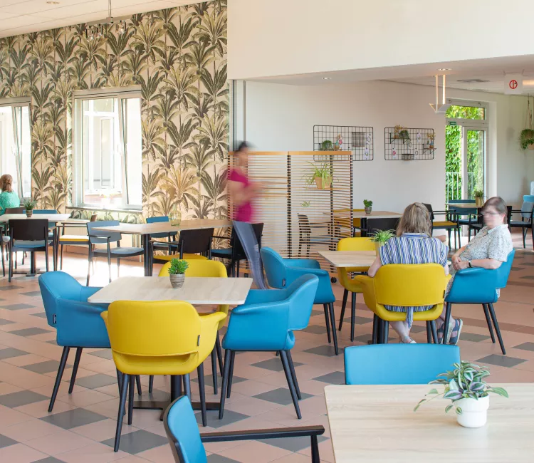Moments Furniture_dienstencentrum Den Appel Edegem_wzc Immaculata