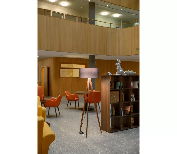 Moments Furniture_EMS St. Bernhard Wettingen