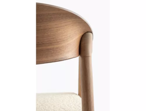moments furniture_Pedrali_chaise à accoudoirs_Héra